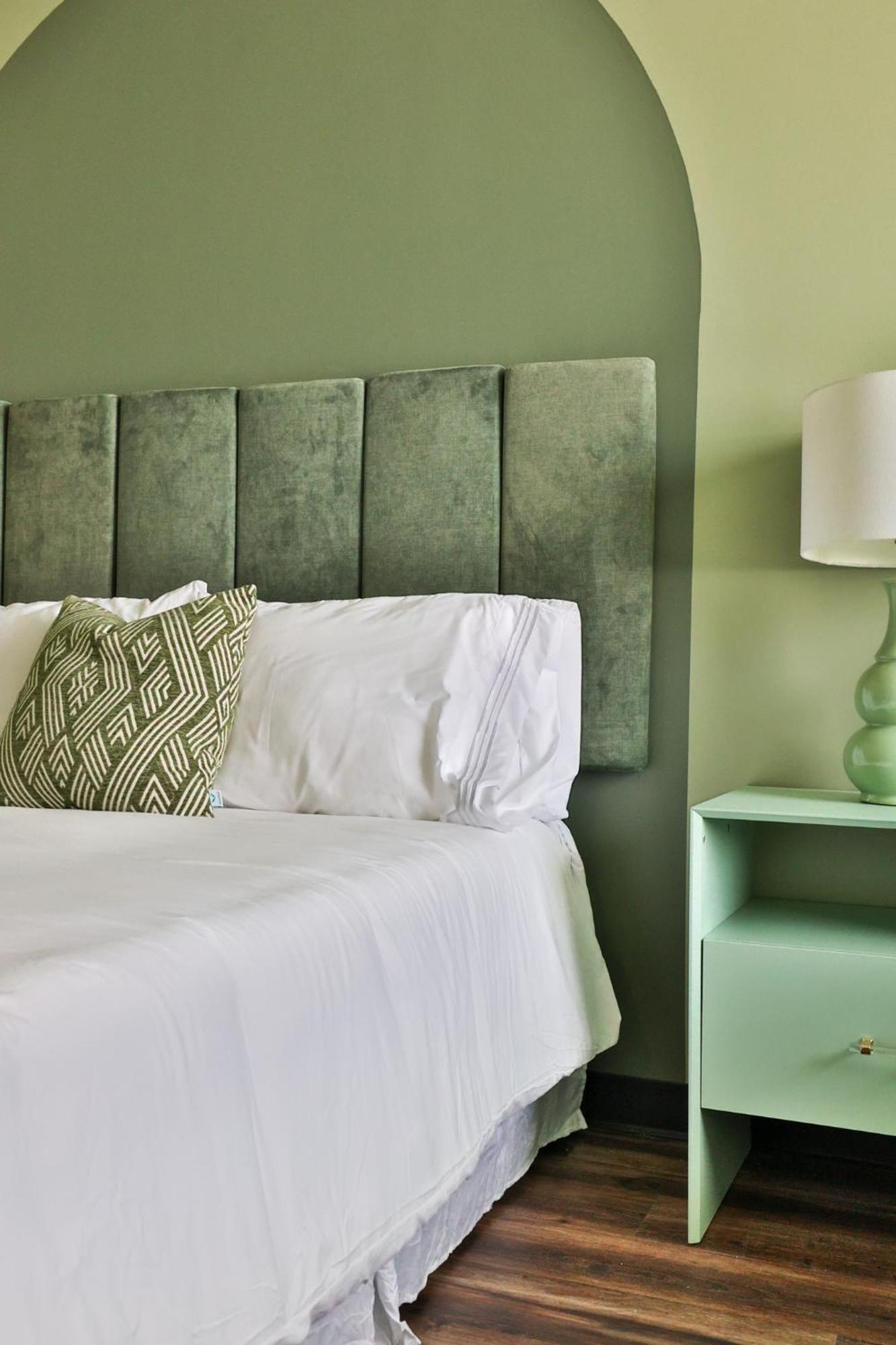 Urban Collective Boutique Hotel Edwardsville Exteriér fotografie
